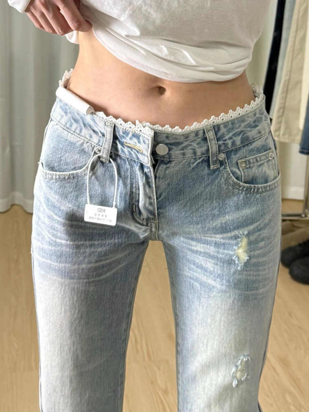 Lace Design Light Blue Woman D - đánh giá và giá Women Shoes Jeans